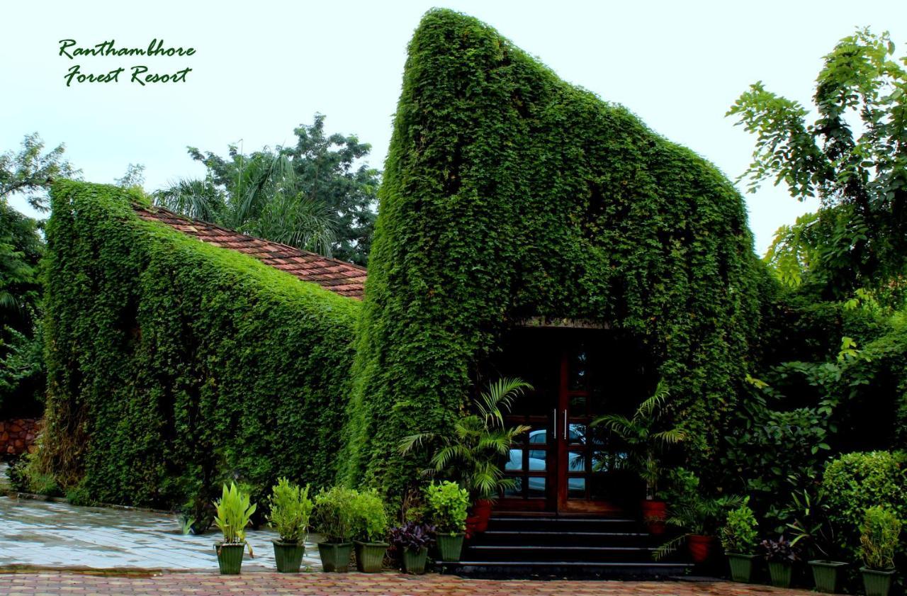 The Fern Ranthambore Forest Resort Rajasthan Sawai Madhopur Exteriör bild